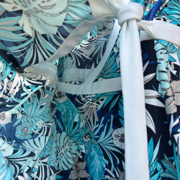 Tommy Hilfiger Blue Tropical Floral Print Wrap Dress Size 18 - Picture 4 of 8